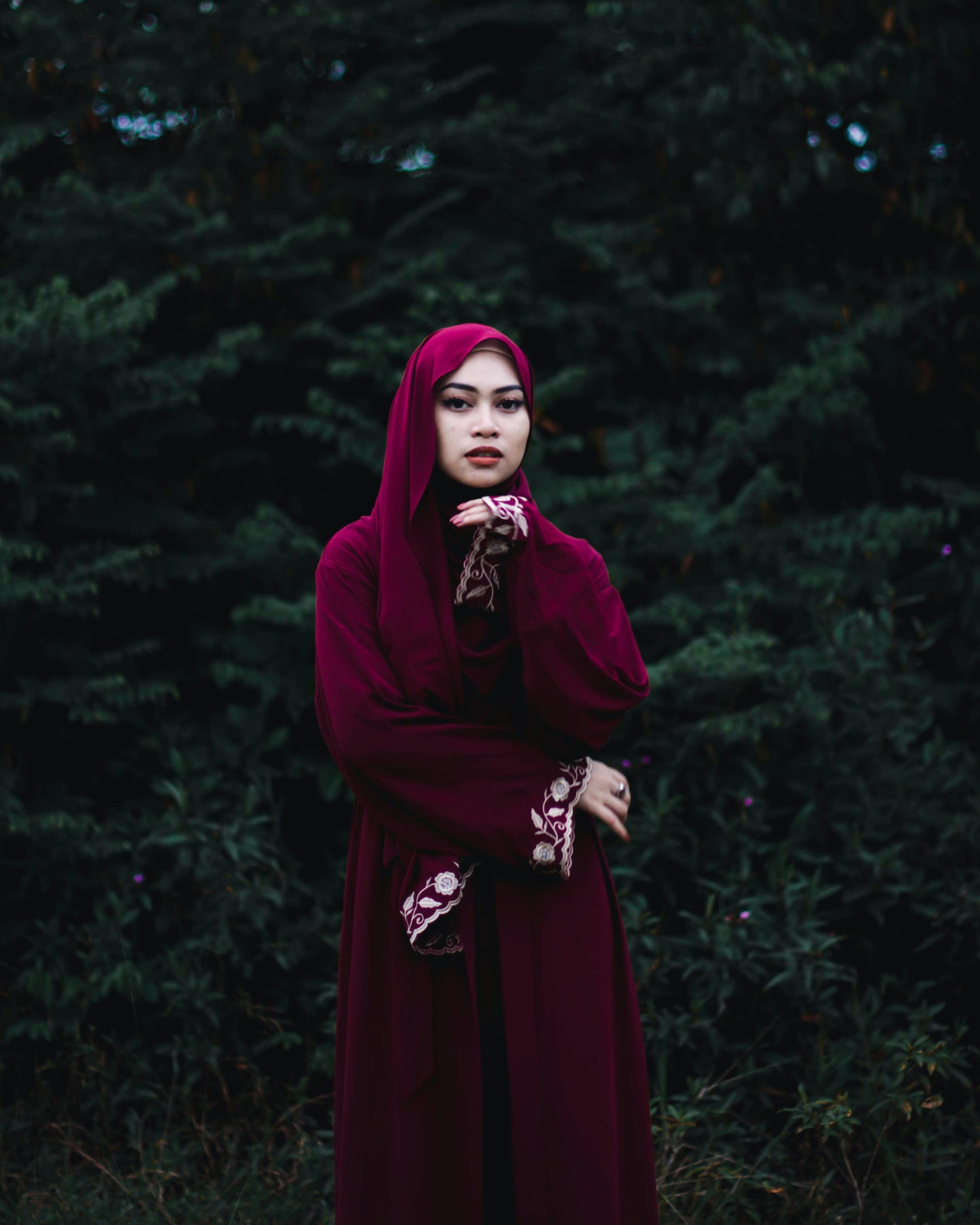 red trendy and casual abaya